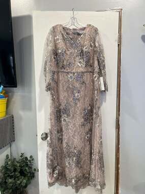 Mac Duggal Floral Embroidered Sequin Long Sleeve Gown in Vintage Lilac